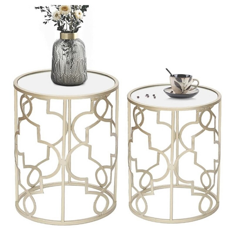 Set of 2 end/side tables.
