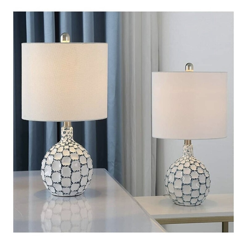 21” table lamp