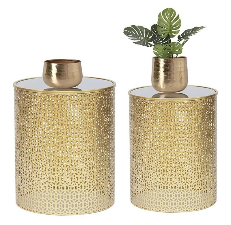 Set of 2 end/side tables