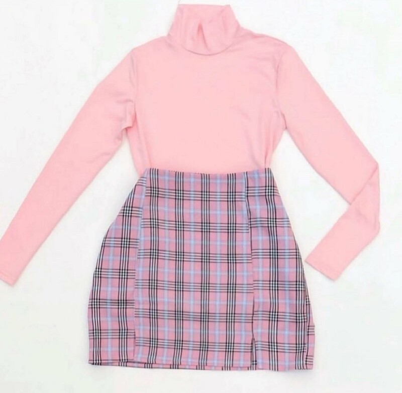 Turtle Neck Top and Checked Skirt Set