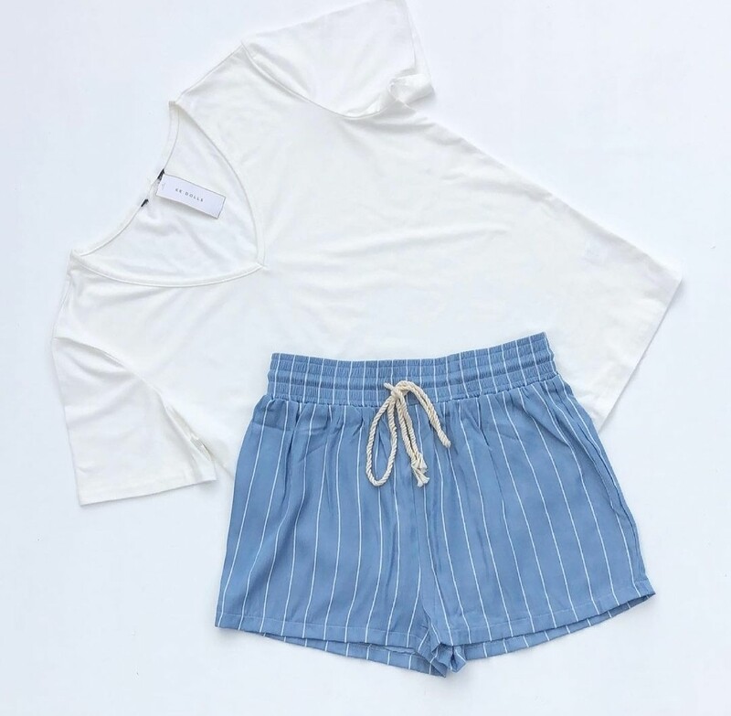 Casual V-Neck Crop Top and Shorts Set