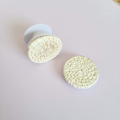 Cream Rattan Phone Grip