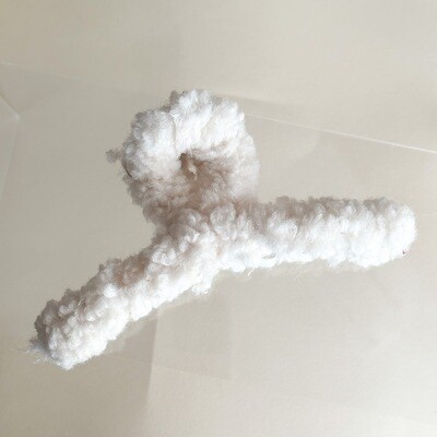 Cream | Teddy Claw Clip