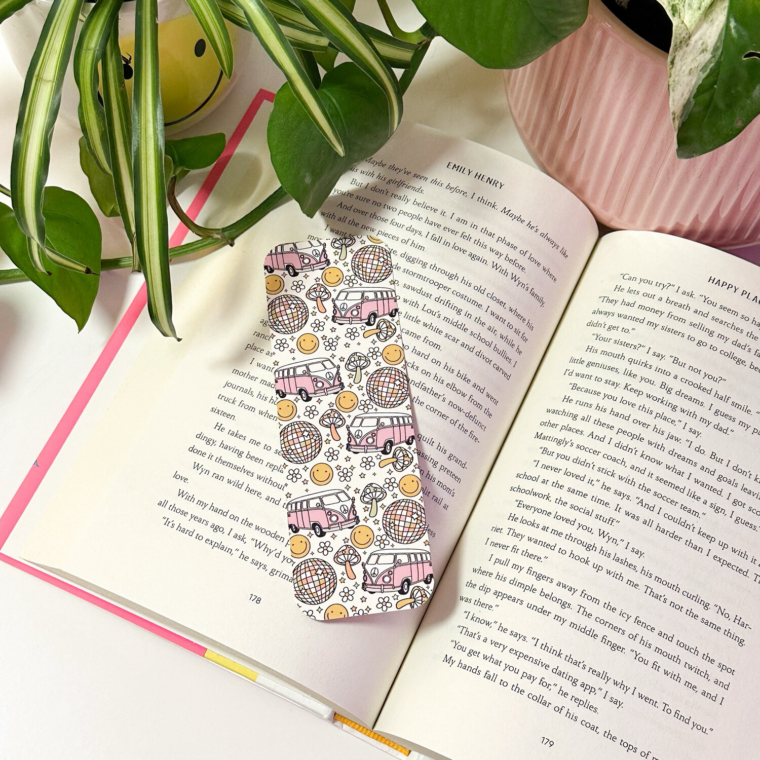Hippie Van | Bookmark