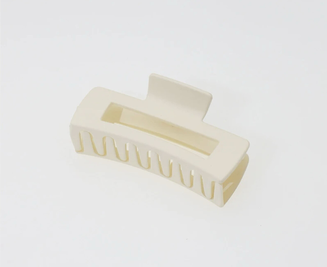 Cream Everyday Claw Clip