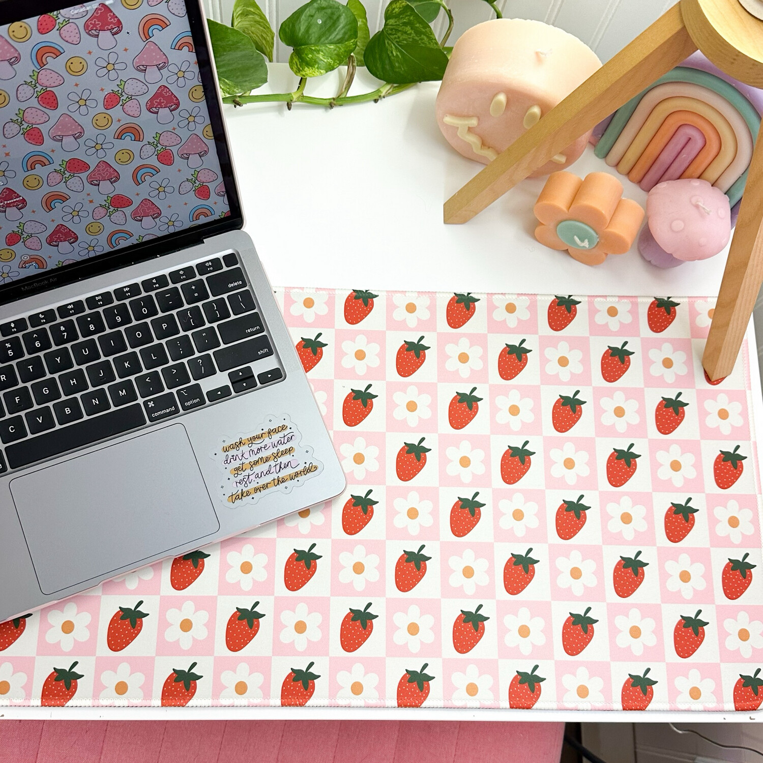 Strawberry Desk Pad