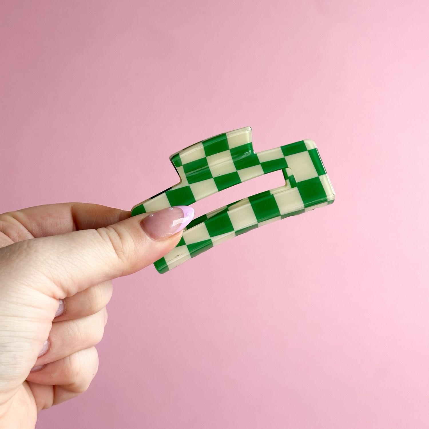 Green Medium Checker Claw Clip