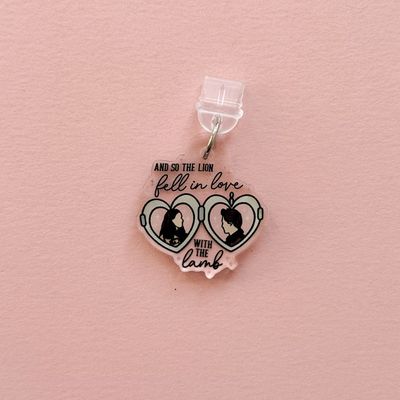 Lion &amp; Lamb | USB-C Charm