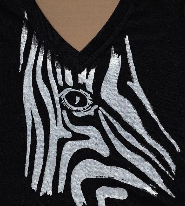 V-Tee- Zebra