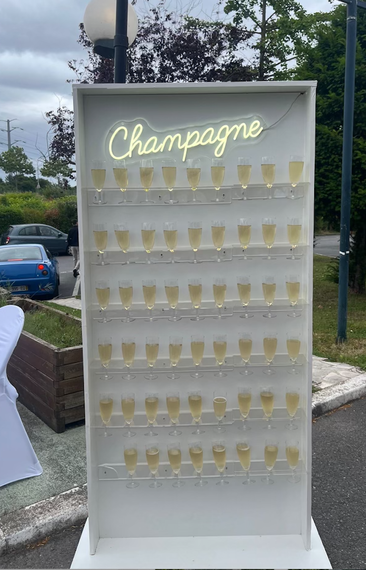 Mur à champagne Mur à champagne