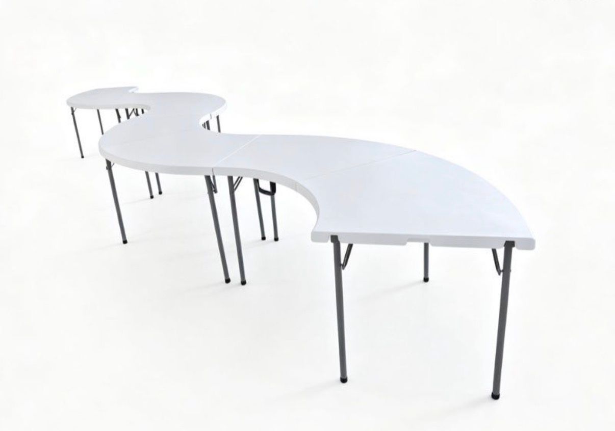 Tables serpentines pliables — Location Tables serpentines pliables — Location