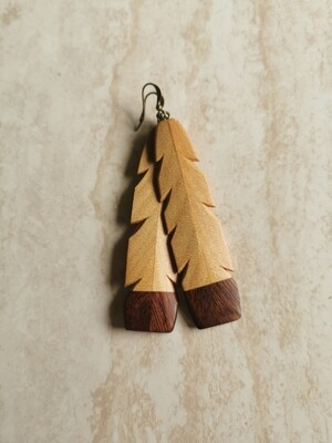 HUIA ORO - Hand Carved Wooden Earrings