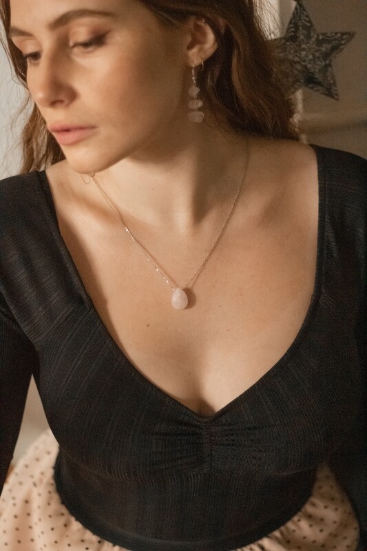 925 Sterling Silver &amp; Rose Quartz Rain Drop Delicate Necklace