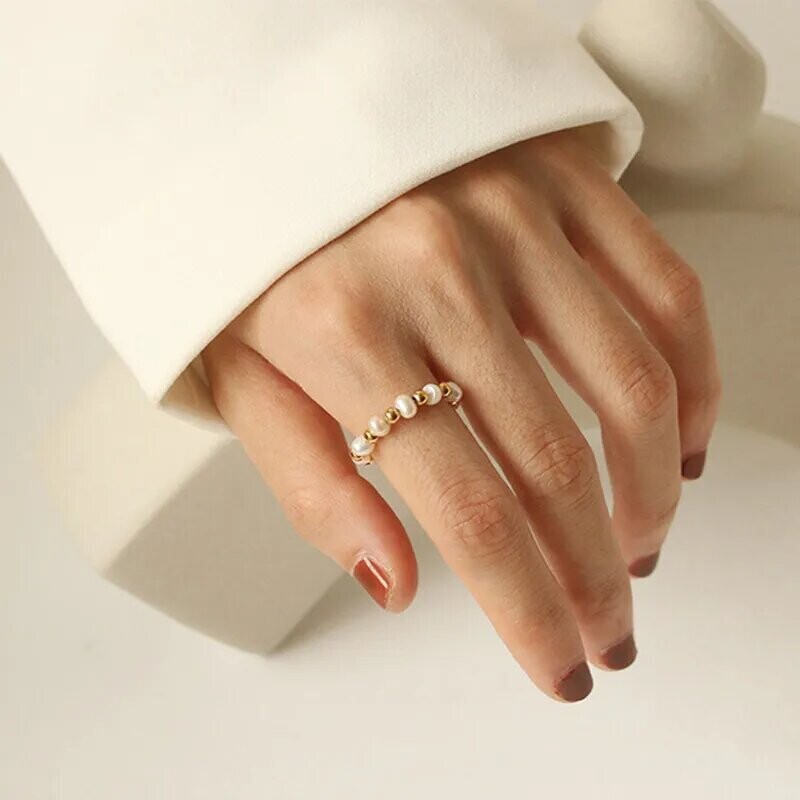 Freshwater Pearl/ Gold Ball Alt Ri