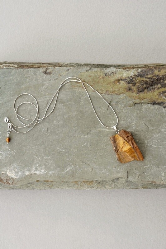 Men&#39;s 925 Sterling Silver Raw Tigers Eye Pendant Necklace