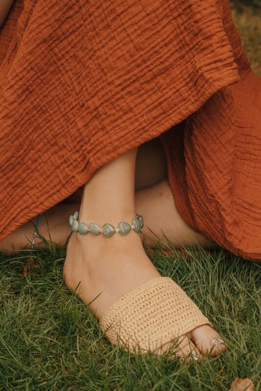 Green Aventurine Love Heart &amp; Gold Crystal Anklet