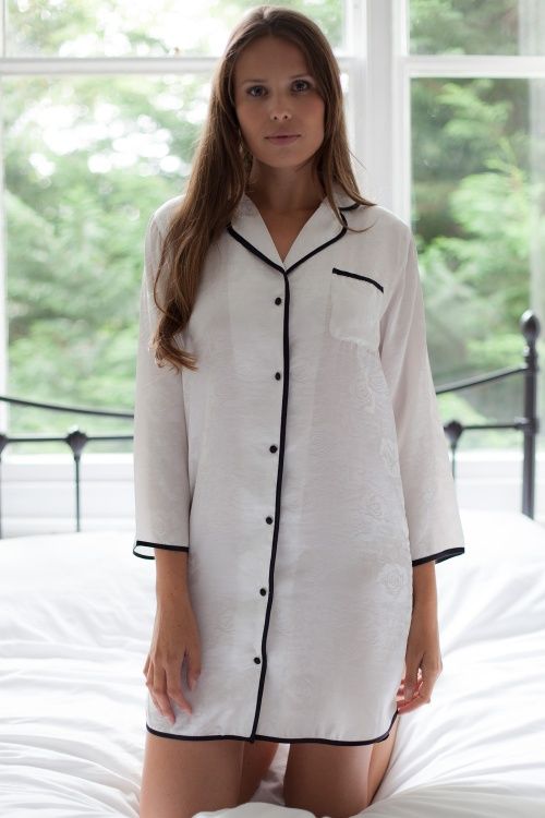 Shea - Jaquard Rose Pure Silk Nightshirt