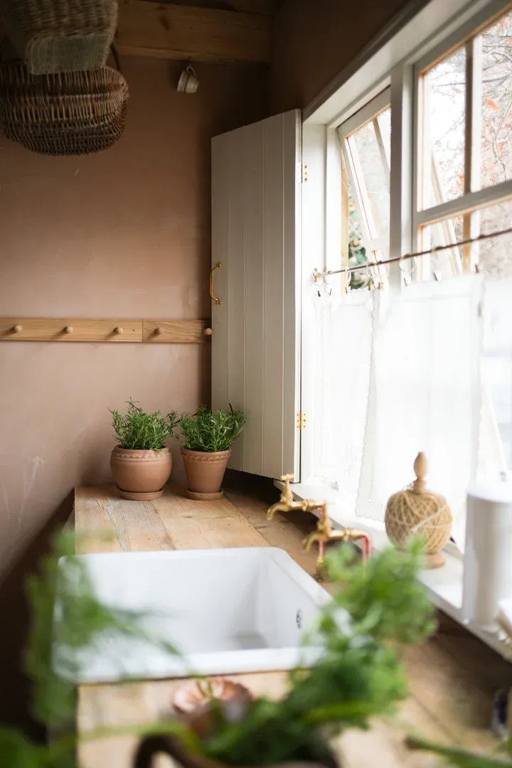 The Tuscan Plant Pots set of 2