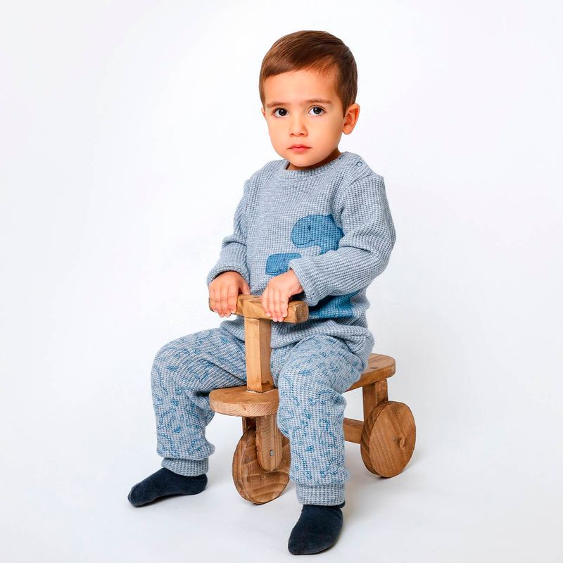 Knit tracksuit (t-shirt + pants)