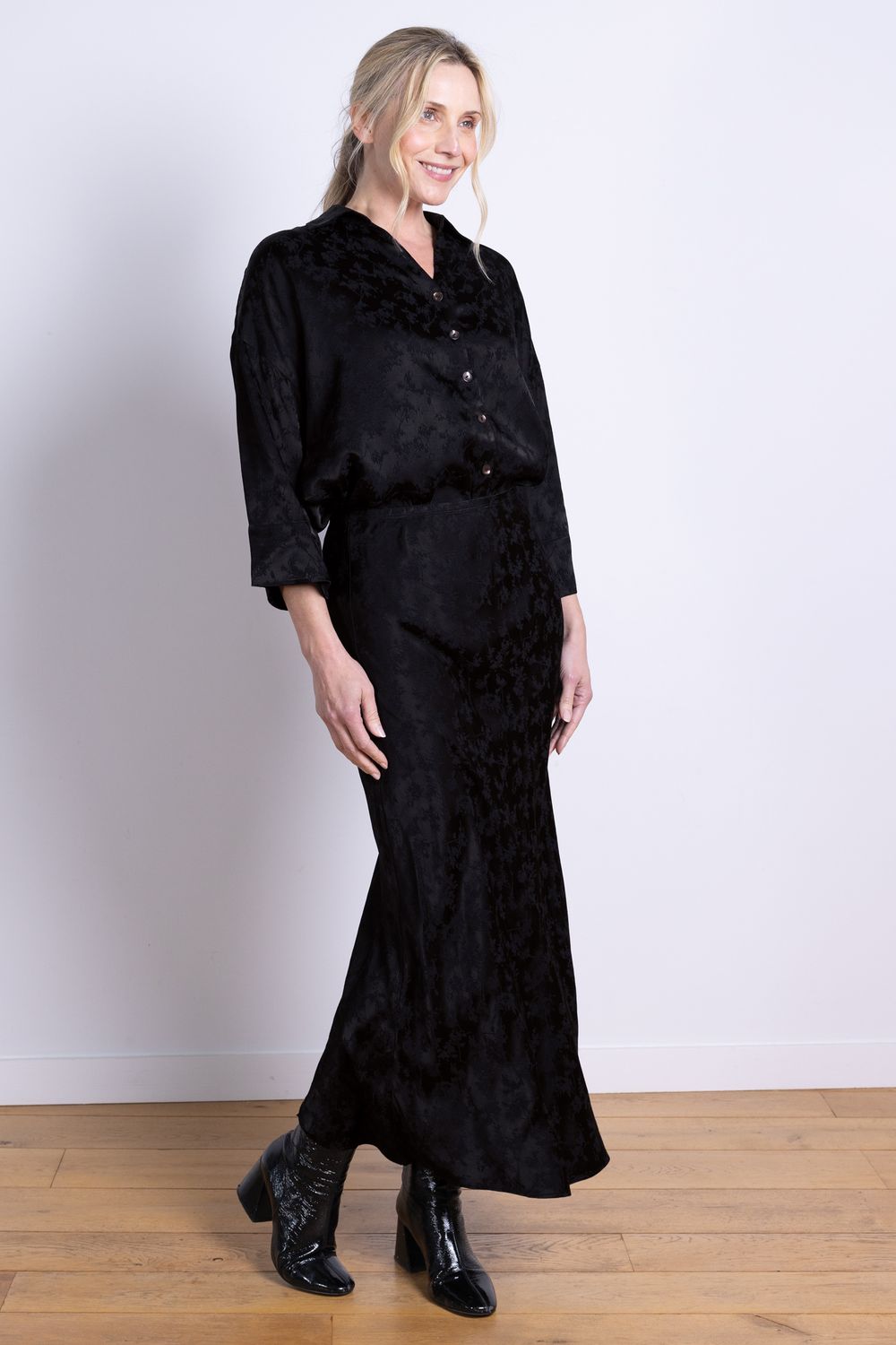 Viscose Jaquard Skirt