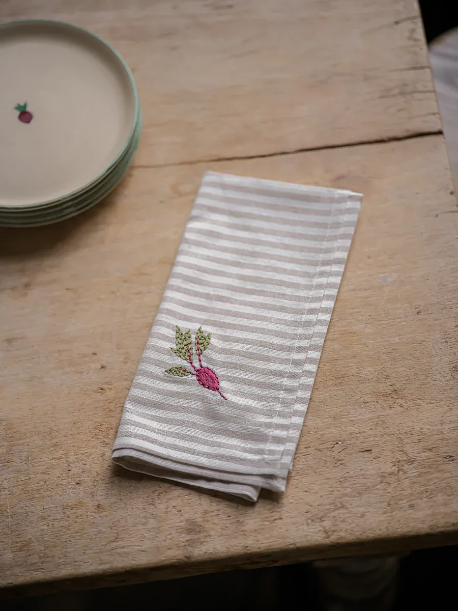 The Kitchen Garden Beetroot Napkins - Set of 4