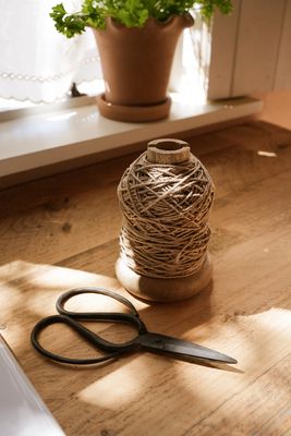 Garden Twine &amp; Scissors (in cotton bag)