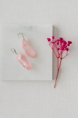 925 Sterling Silver &amp; Raw Cut Soft Pink Agate Crystal Earrings