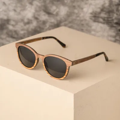 Watergate Fashion Wooden Sunglasses Wayfarer Frame with Polarized Mirror Lenses