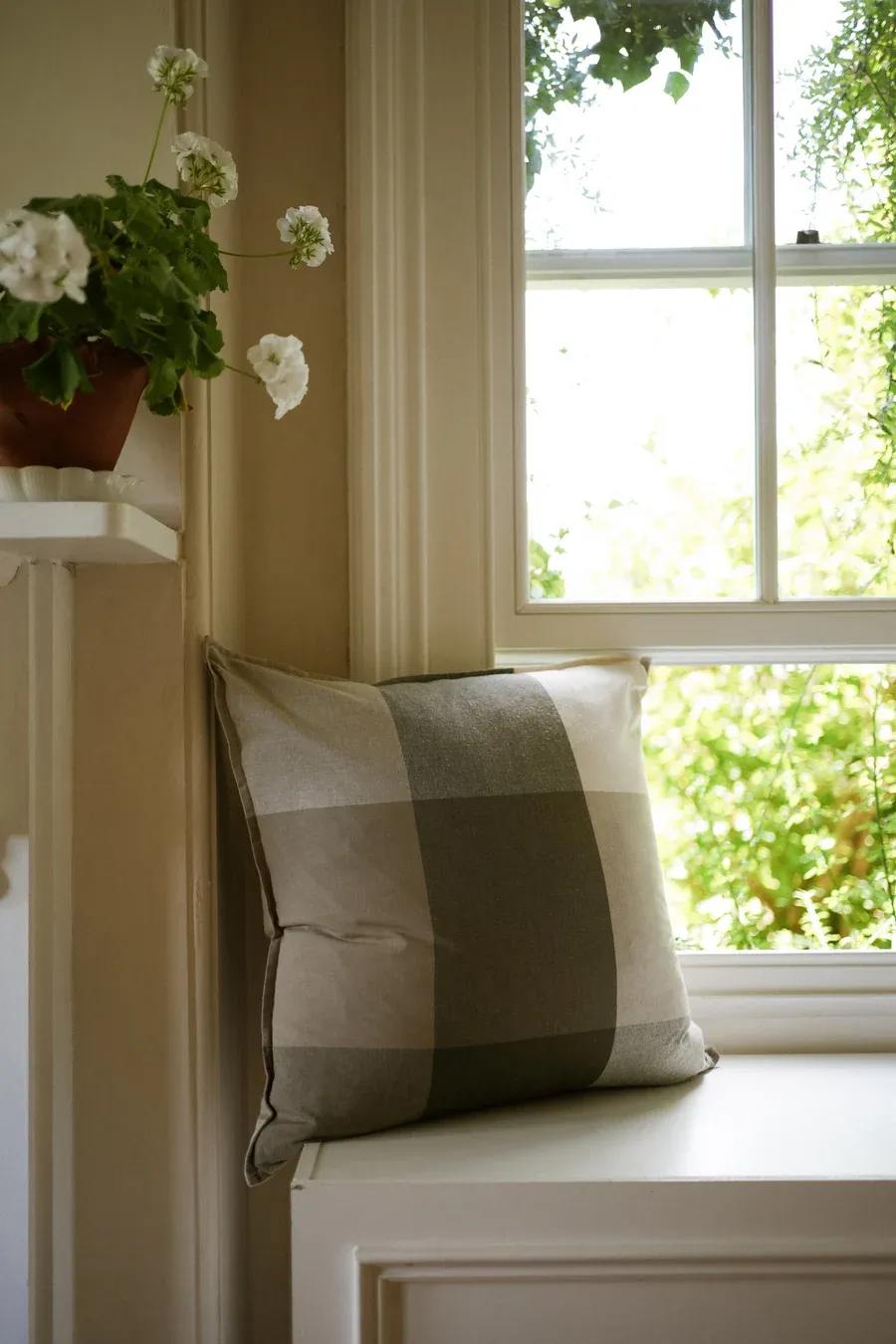 Herb Giant Check Cushion, 60 x 60