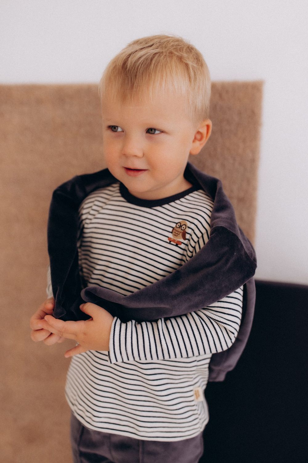 EMBROIDERED SHIRT