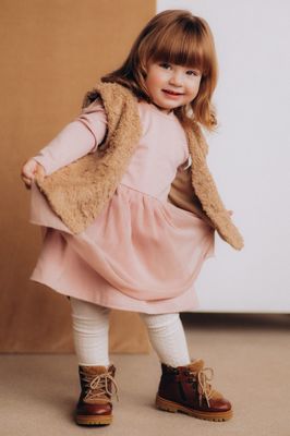 OVERSIZED PLUSH VEST