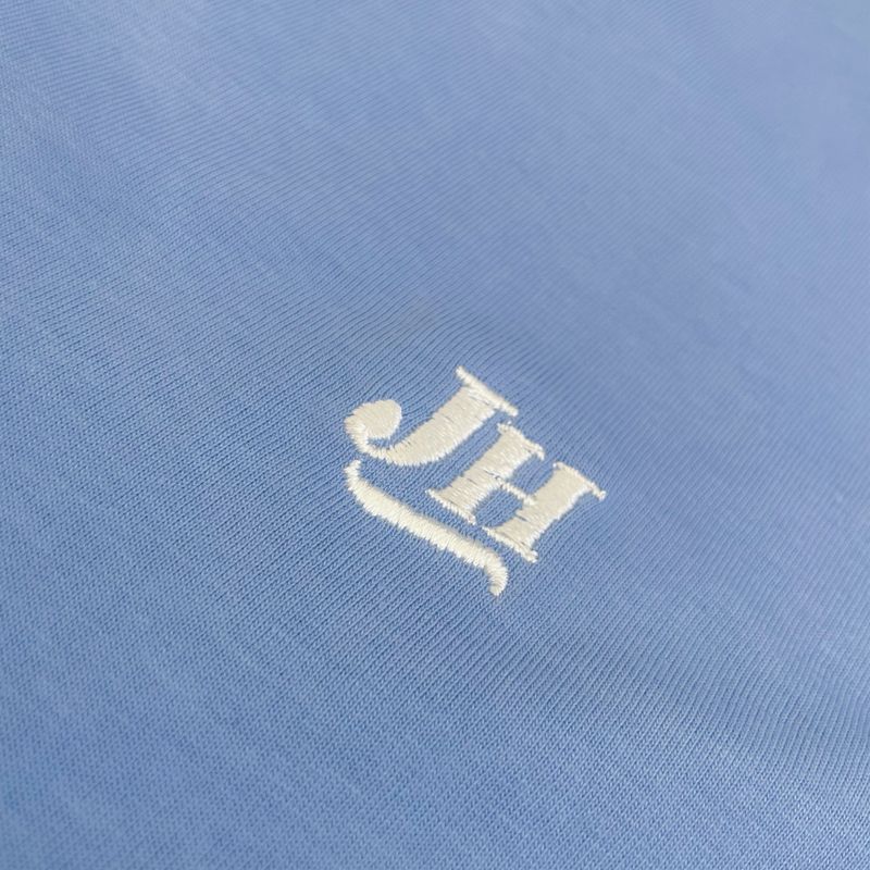 Camiseta básica (Azul cielo)