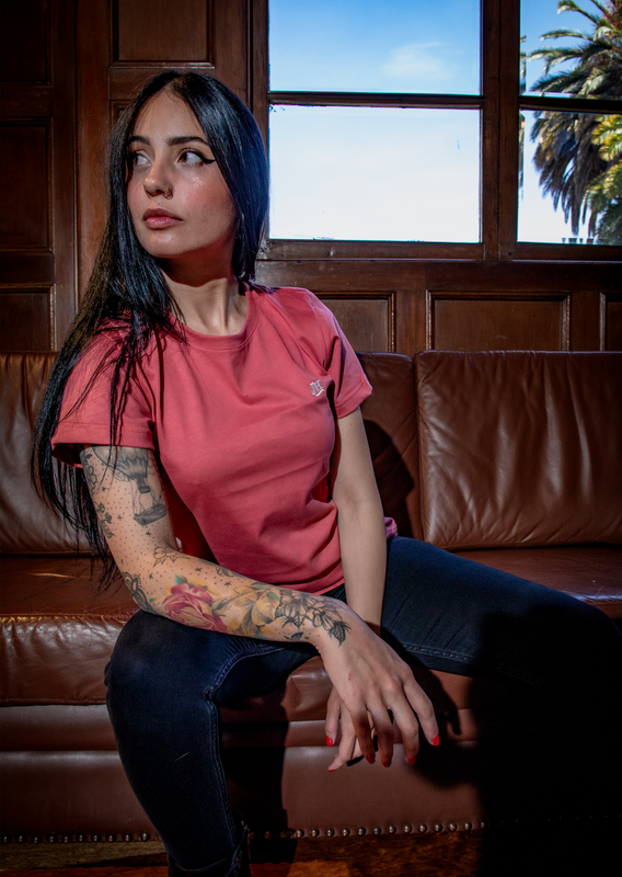 Camiseta básica (Coral)