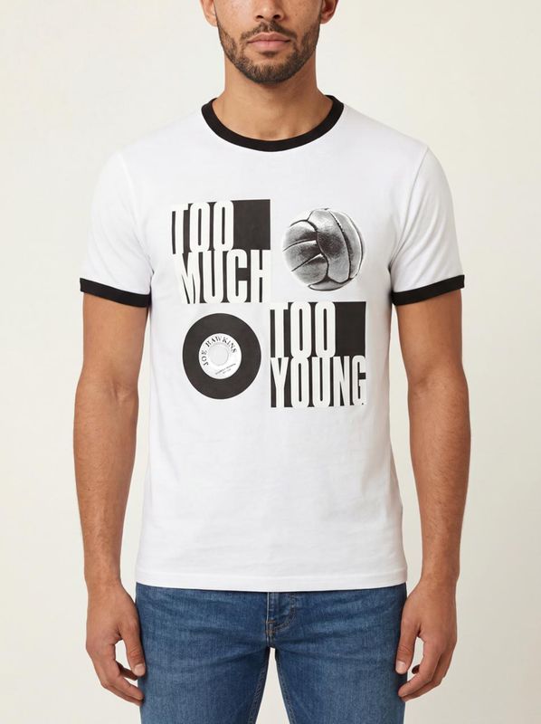Camiseta Too Much Too Young