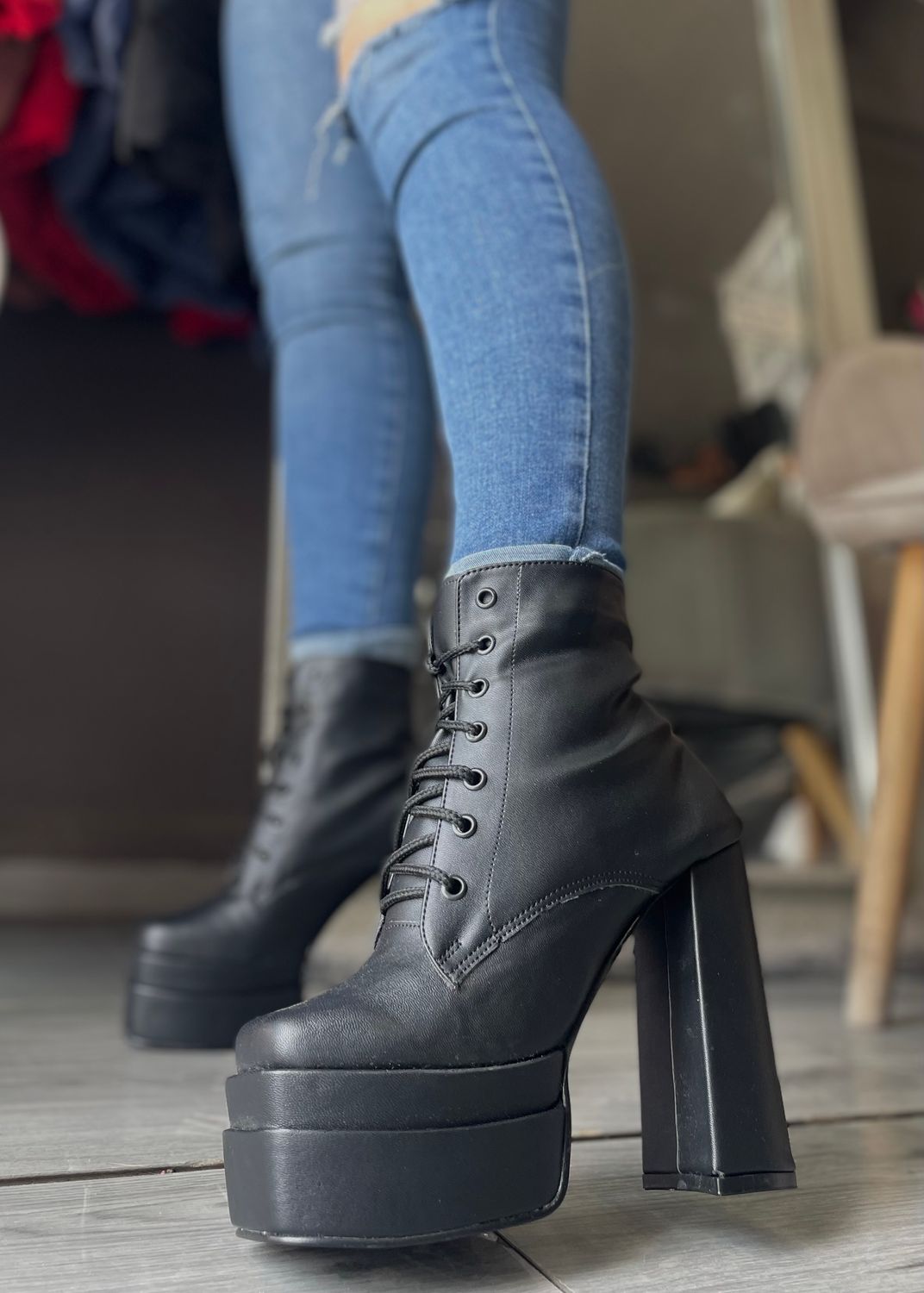 CHIC