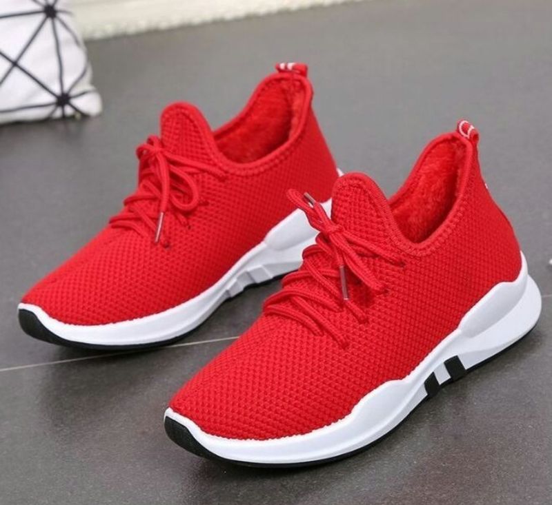 LIKA ROJO