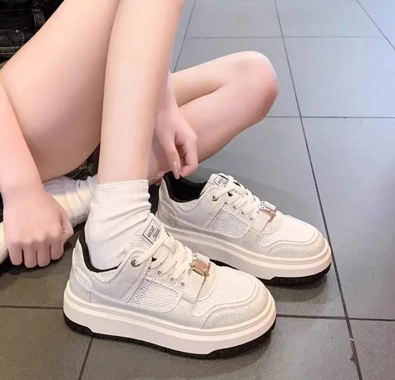 YAN