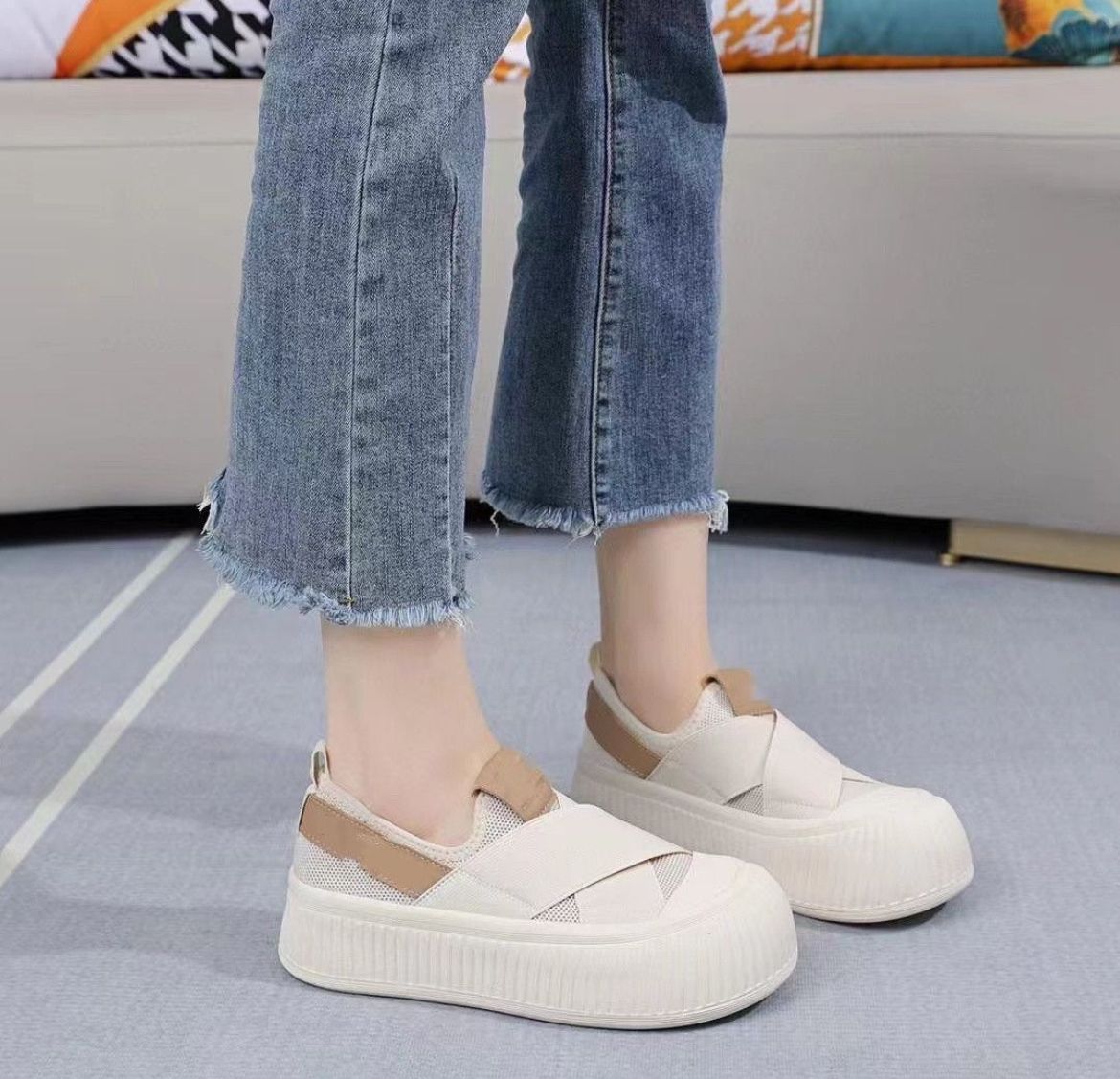 JER BEIGE