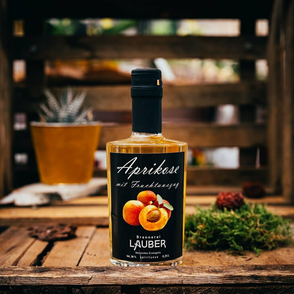 Aprikosenbrand mit Fruchtauszug 38%