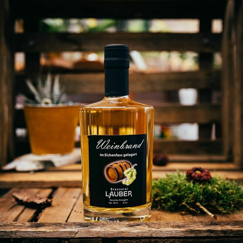 Weinbrand im Eichenfass gelagert  40% VOL