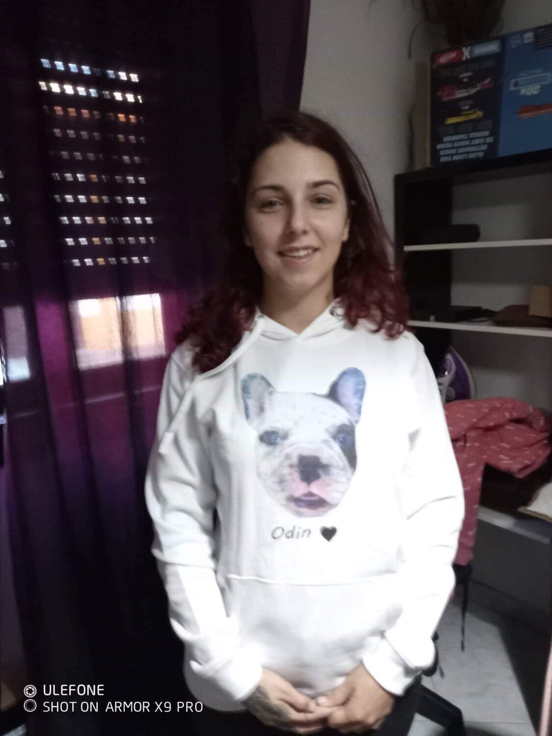 Sweatshirt cardadas UNISSEXO com capuz
