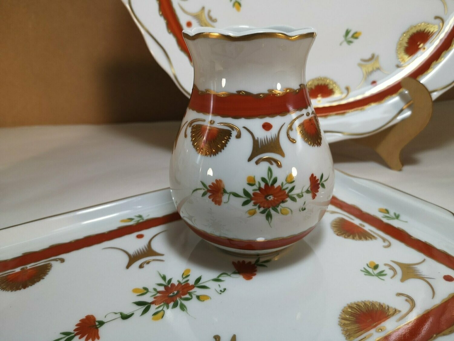 Vasetto Porcellana Rosso di Limoges Antico Decorato a Mano, H 10,5 cm