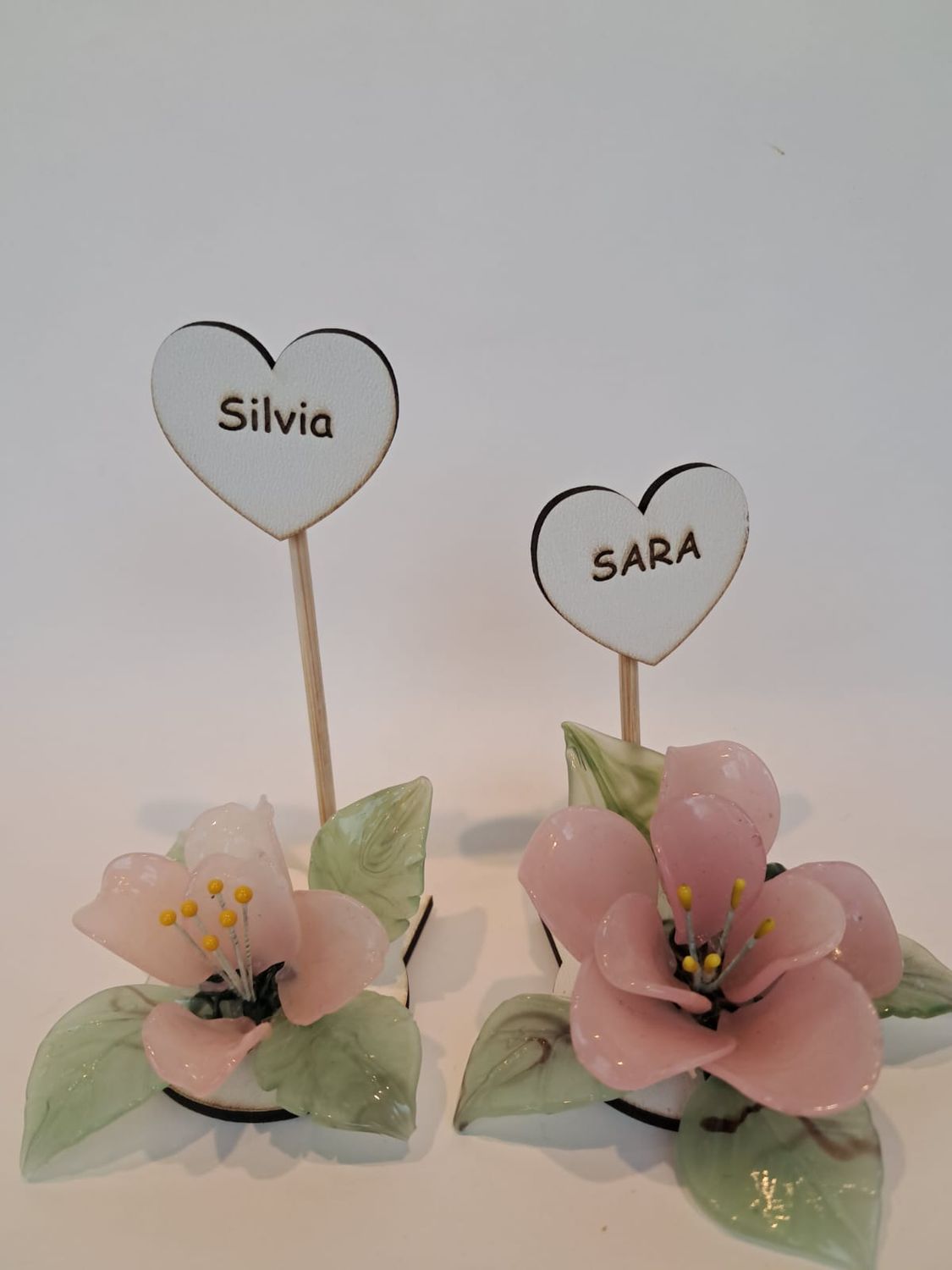 segnaposto, Profumatore con Fiori di Vetro con Nomi Invitati.