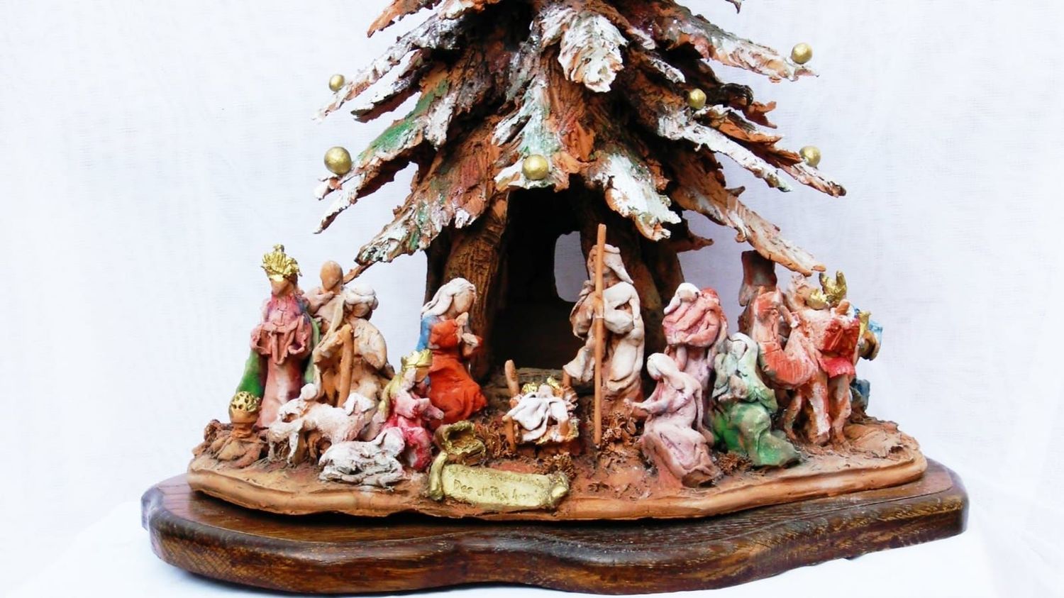 Presepe in Cotto, con Abete e Luce Interna - 2012/P6
