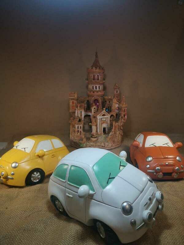 Salvadanaio Fiat 500 in Colori Assortiti, H 12,5 cm - R3B500 Salvadanaio Fiat 500 in Colori Assortiti, H 12,5 cm - R3B500