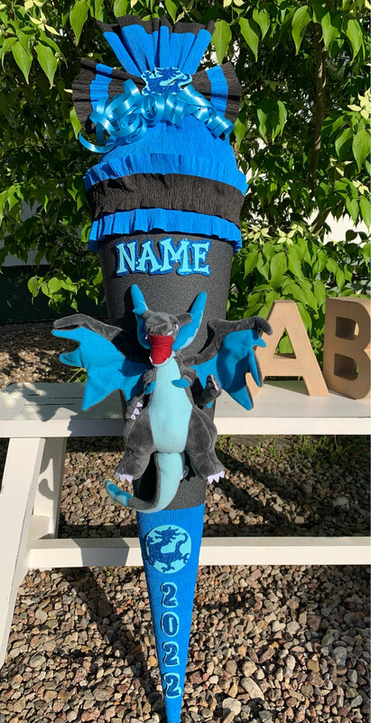 Schultüte Zuckertüte mit Pokémon Glurak Plüsch Schultüte Zuckertüte mit Pokémon Glurak Plüsch