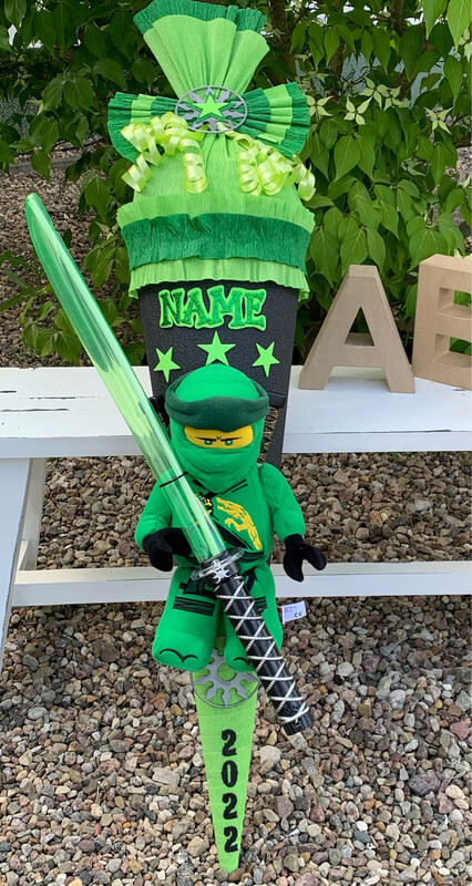 Schultüte/ Zuckertüte Ninjago Lloyd Plüschfigur und Lichtschwert (hellgrün)