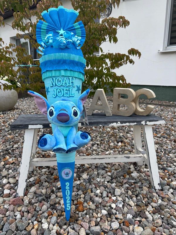 Schultüte mit Stitch Plüsch Reserviert für Fam.Hahn