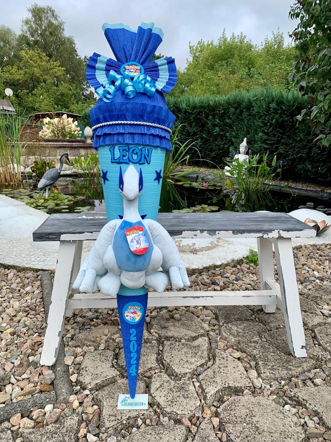 Schultüte Zuckertüte mit Lugia 30 cm – Pokemon Plüschtier Schultüte Zuckertüte mit Lugia 30 cm – Pokemon Plüschtier