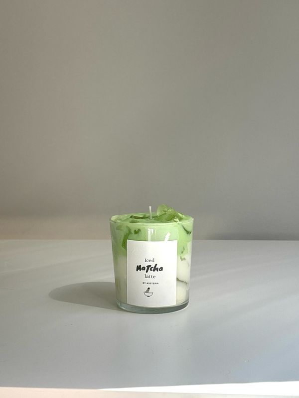Ice matcha latte